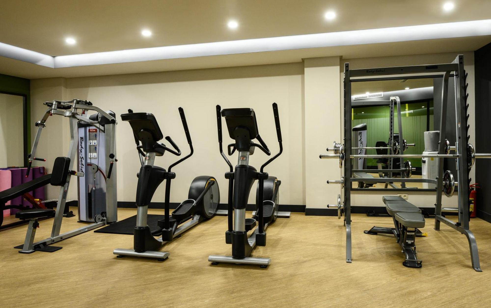 Hilltop North Avenue By Stellar Hotels, יירבאן מראה חיצוני תמונה